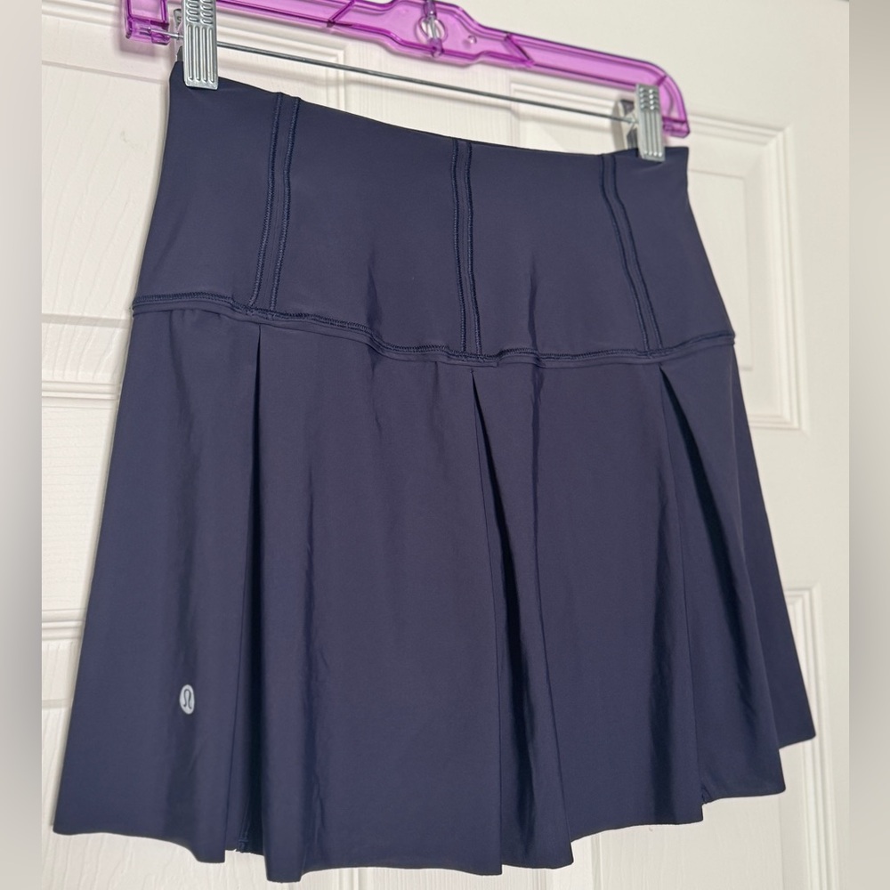 Lululemon Women's Navy Skort